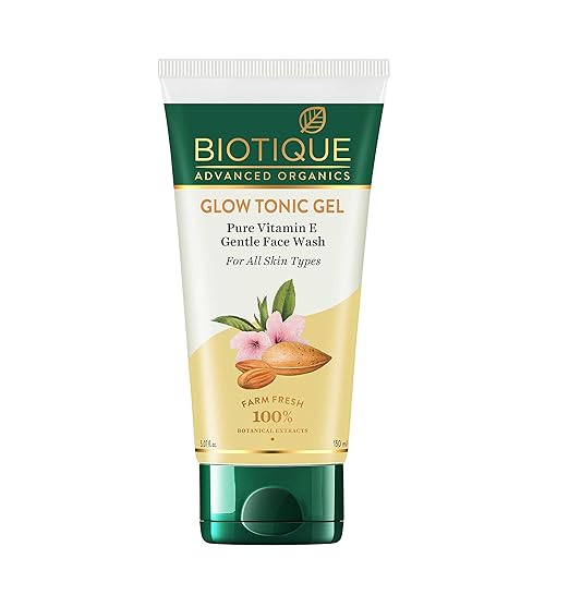 Biotique Advanced Organics Clear Improvement Vitamin C Brightening Face Wash 150Ml