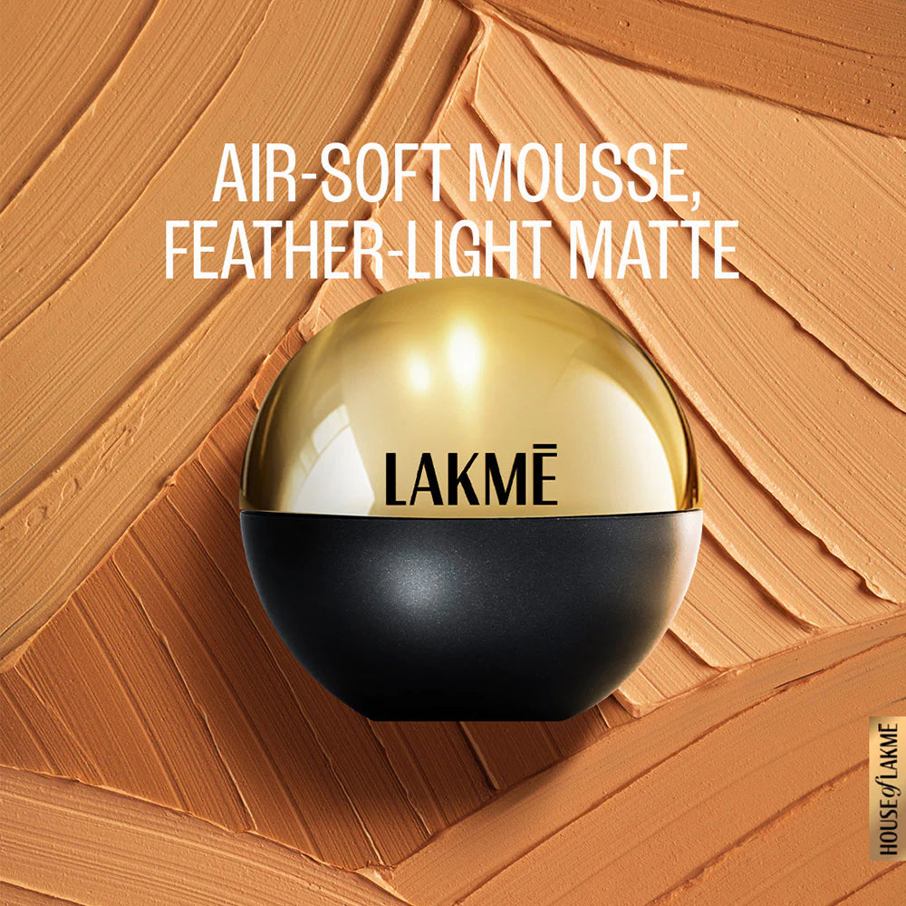 Lakme Xtraordin-airy Mattereal Mousse Foundation, Matte Finish, Minimizes Pores