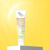 Fixderma Shadow Tinted Sunscreen Medium SPF 50 PA+++ | 1% Hyaluronic Acid & Vitamin E | Brightens & Nourishes the Skin | UVA & UVB Protection | Lightweight | No White Cast | For All Skin Types - 30gm
